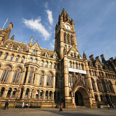 Travelodge Manchester Central Arena Exteriör bild